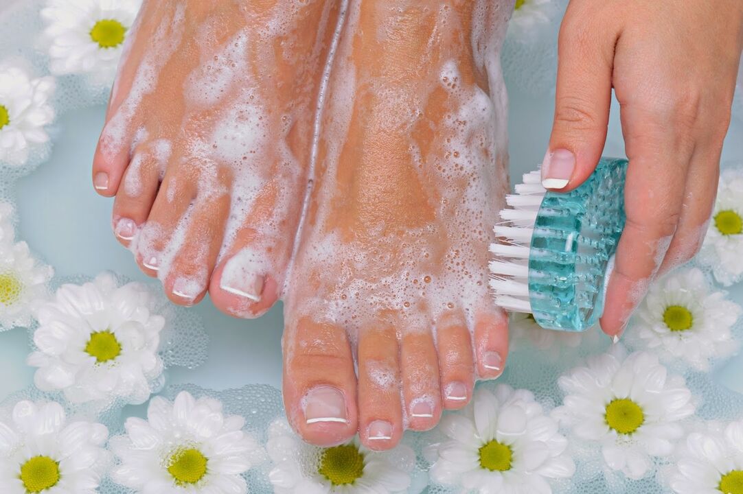cuidados com os pés para prevenir fungos